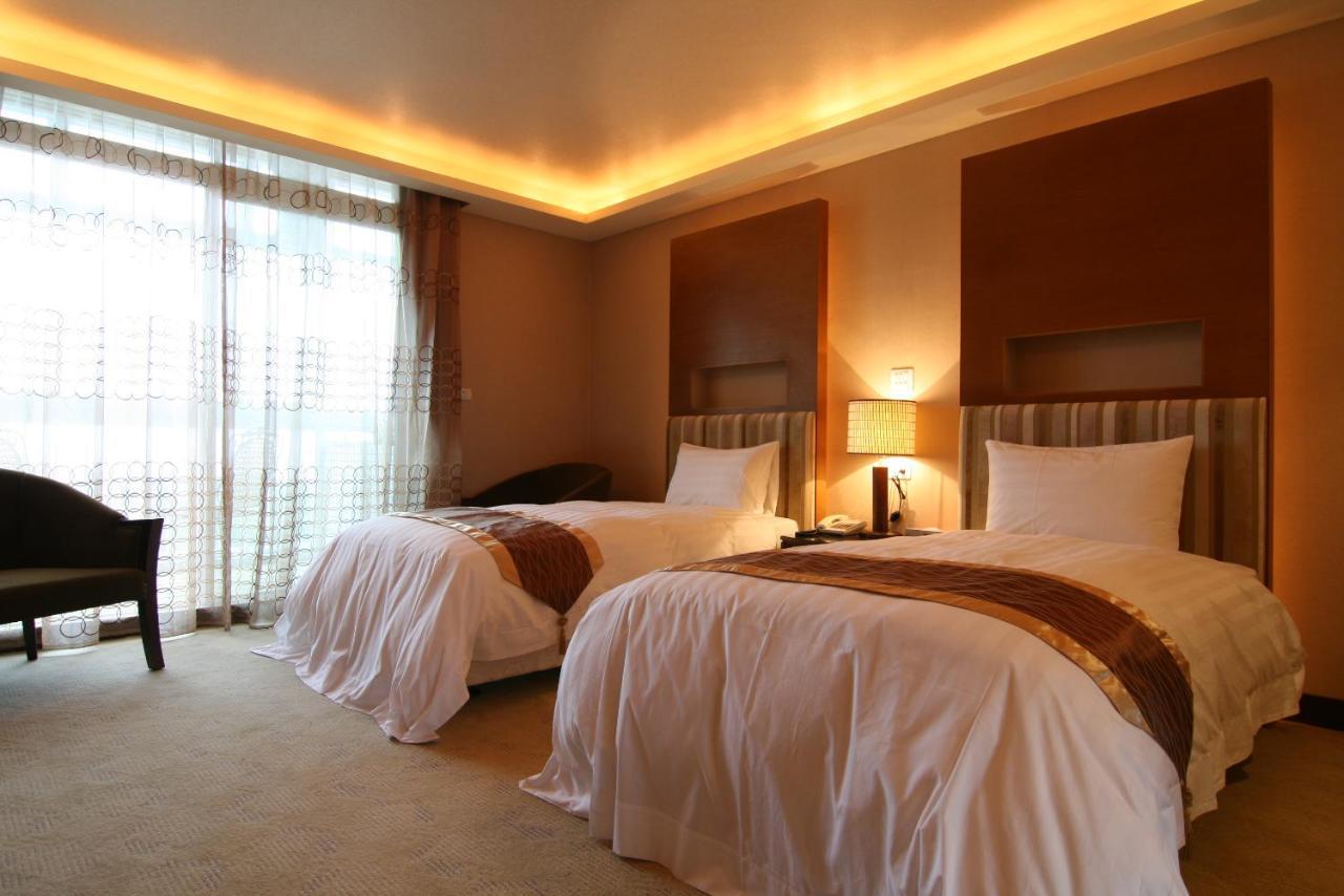 צ'נגונג East Coast Sea View Hotel מראה חיצוני תמונה